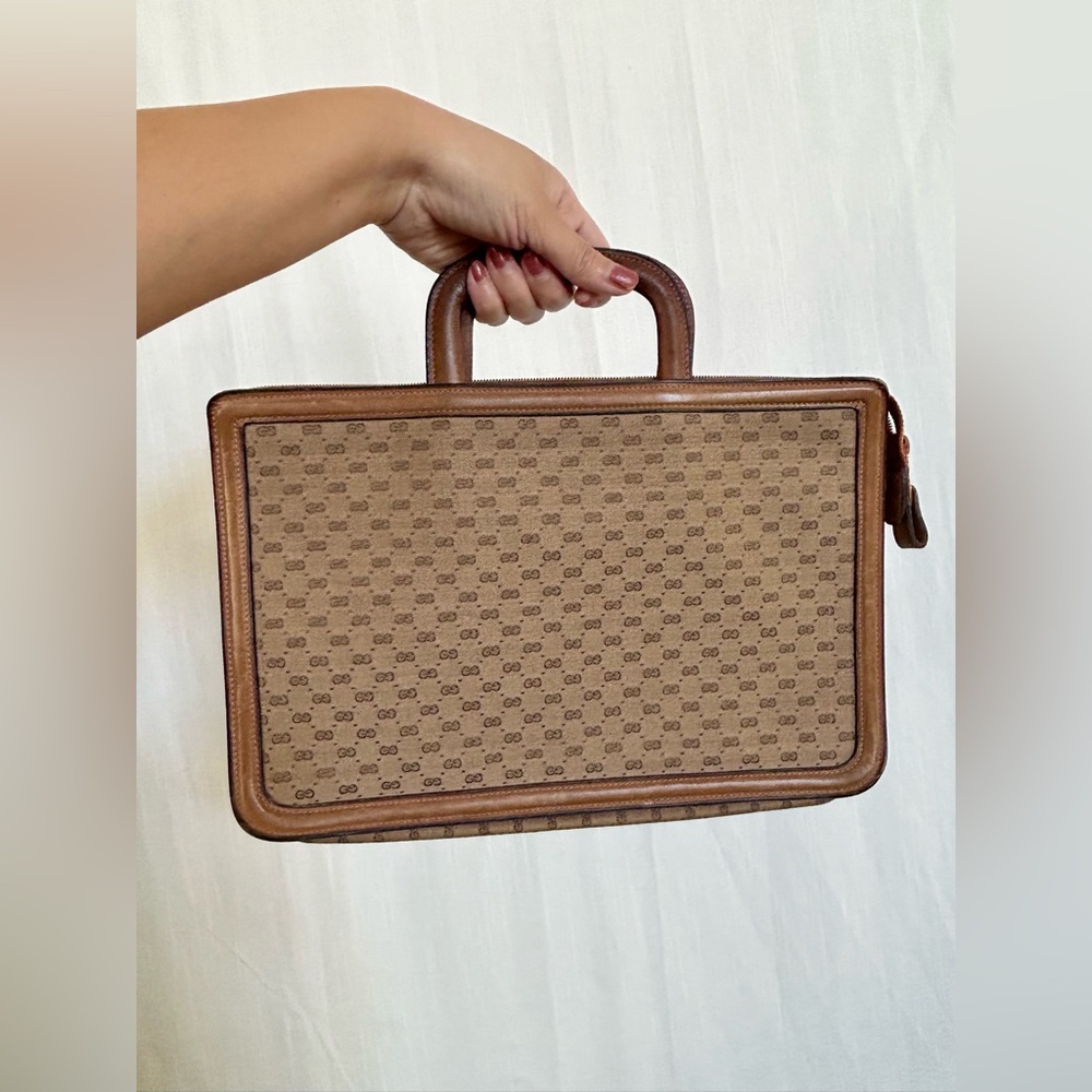 Authentic Vintage Gucci Mini GG Portfolio Cavas Leather Bag